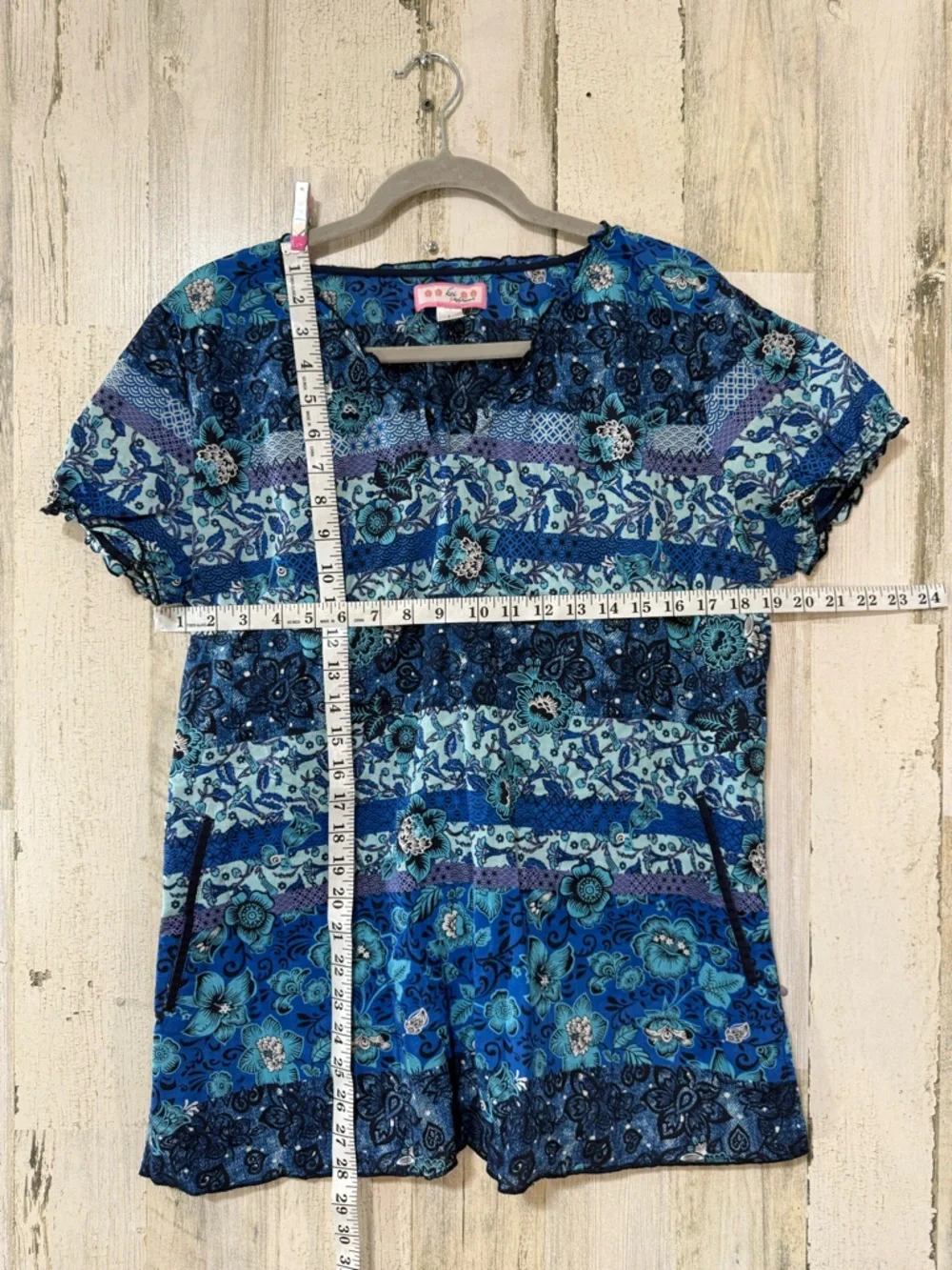 KOI Blue Floral Short-Sleeve Scrub Top - Picture 5 of 8